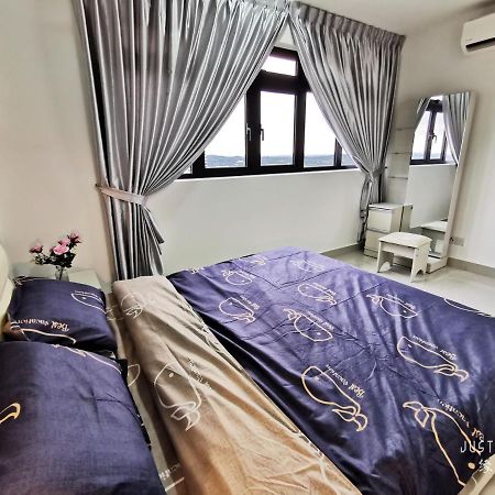 Meridin@Medini#3 Apartment Nusajaya  Bagian luar foto