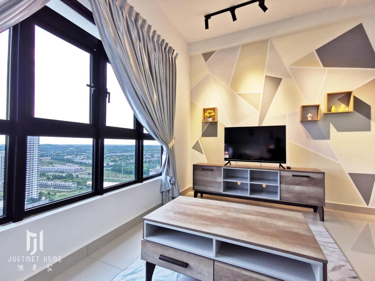 Meridin@Medini#3 Apartment Nusajaya  Bagian luar foto