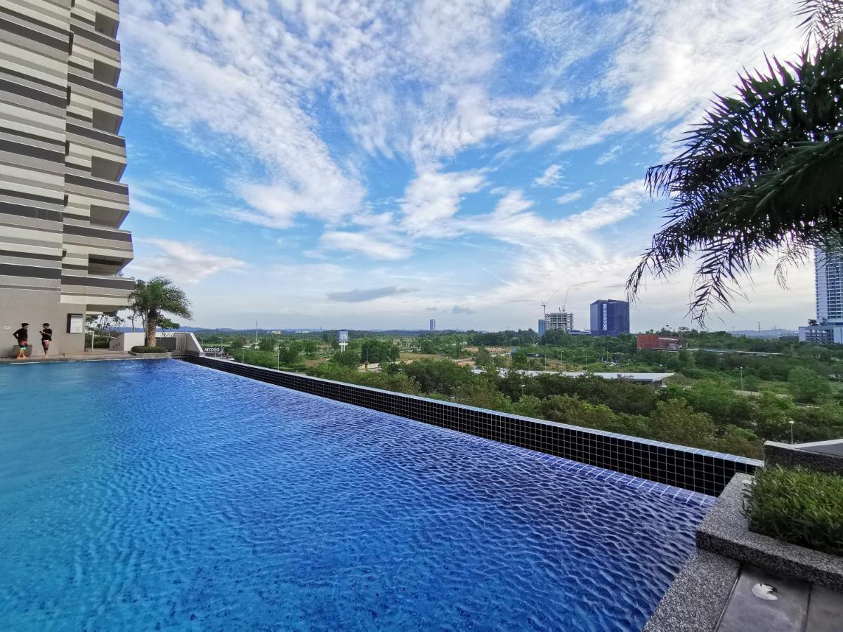 Meridin@Medini#3 Apartment Nusajaya  Bagian luar foto