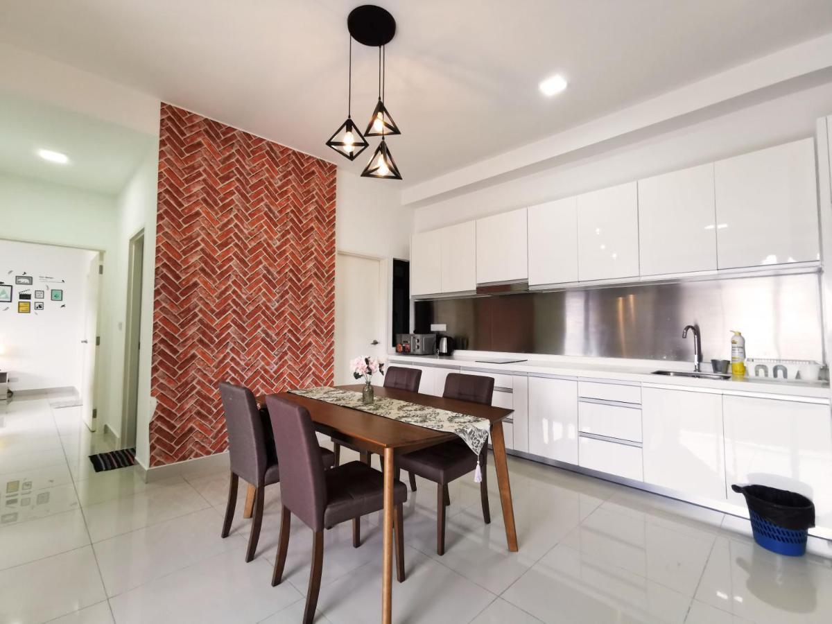 Meridin@Medini#3 Apartment Nusajaya  Bagian luar foto